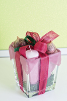 candle gift-basket