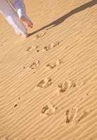 footprints in sand 